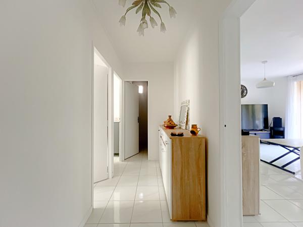 Appartement
         3 pièces
        - 57 m² 88 000 €*