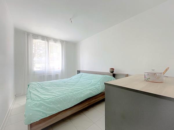 Appartement
         3 pièces
        - 57 m² 88 000 €*