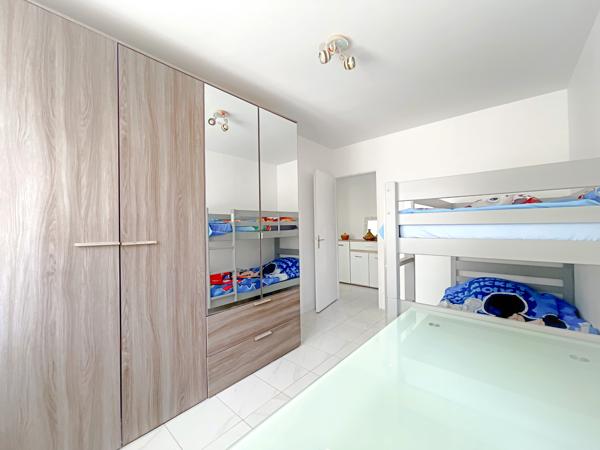Appartement
         3 pièces
        - 57 m² 88 000 €*