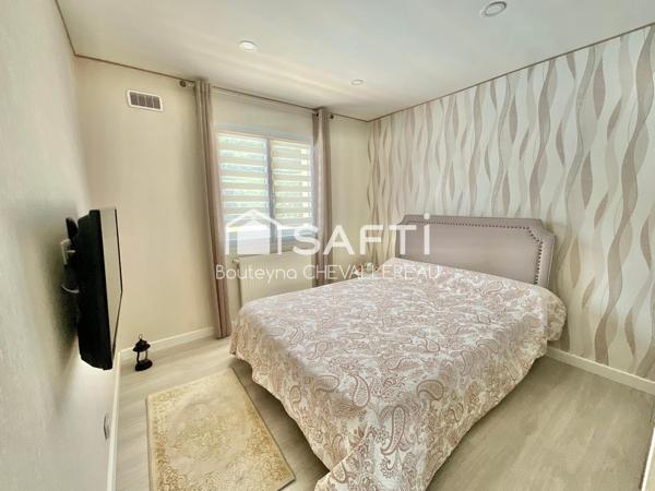 Maison avec 3 chambres, jardin, garage et piscine