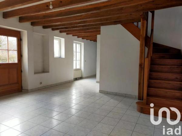 Longère 4 pièces de 71 m² à Loché-sur-Indrois (37460)