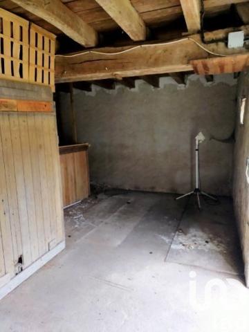 Longère 4 pièces de 71 m² à Loché-sur-Indrois (37460)