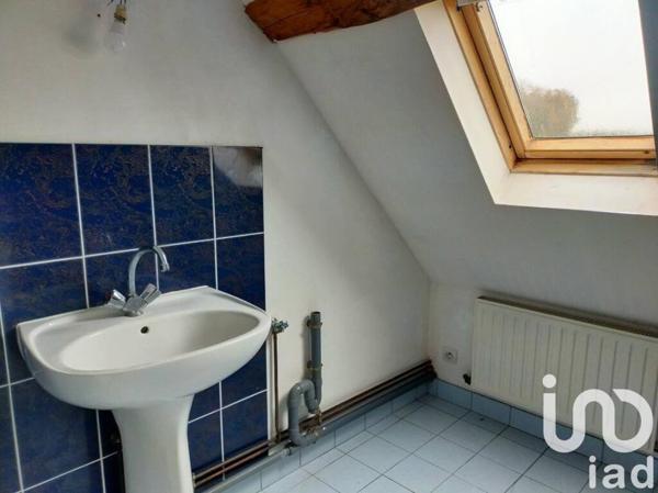 Longère 4 pièces de 71 m² à Loché-sur-Indrois (37460)