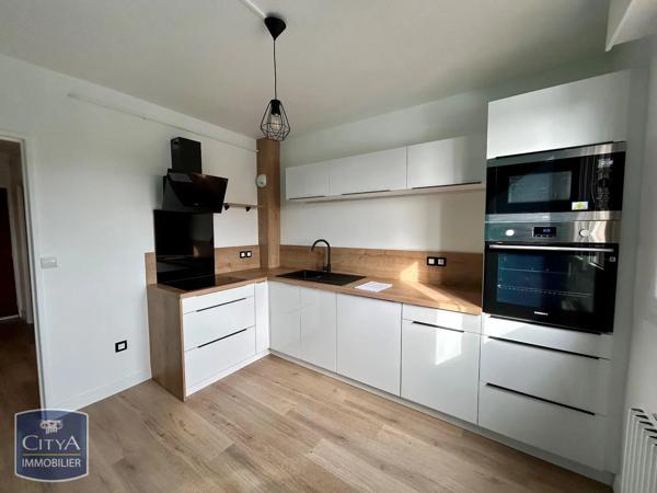 Appartement à louer 3 pièces 65.88m² Riom (63200)