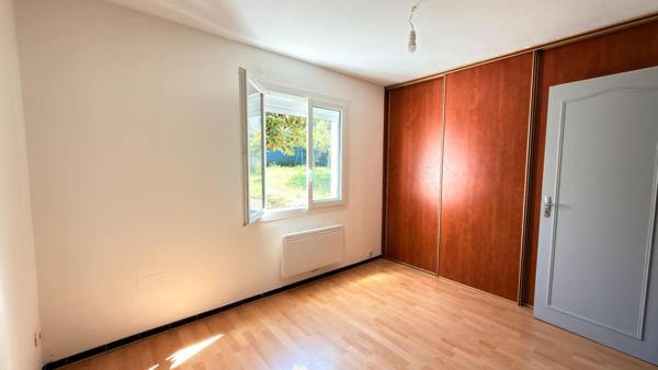 Belle villa indépendante 4chambres et garage proche Carcassonne sur terrain de 800m²