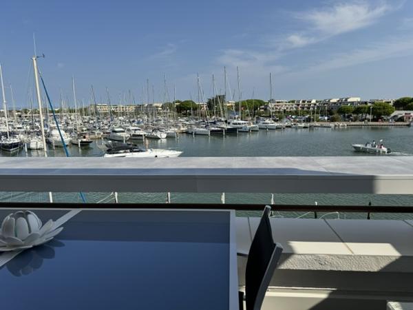 Marina Port-Camargue avec appontement 12.5 X 3.50 Le Grau-du-Roi (30240)