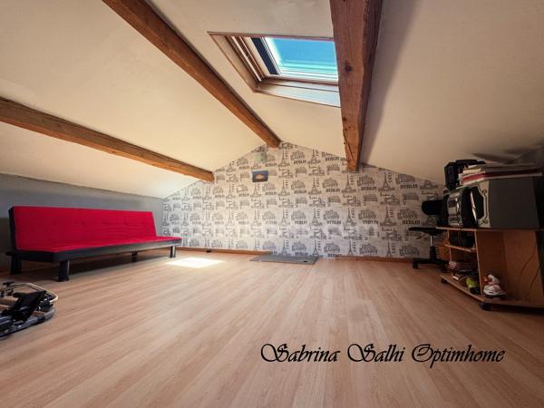 Maison de caractère atypique avec Terrain 1670 m² – Quincié-en-Beaujolais 69430