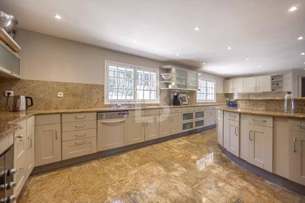 Propriété d'exception avec jardin d'1,6 hectares