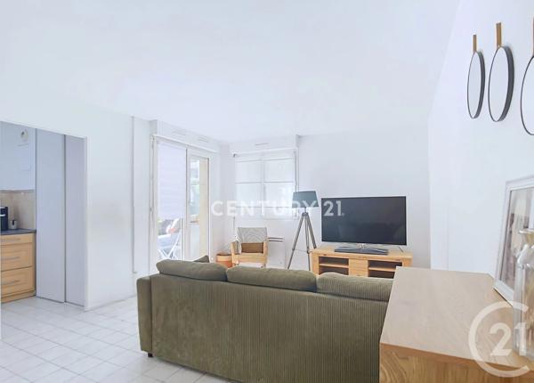 Appartement F2 à vendre  2 pièces - 47,18 m 2   AUBAGNE  - 13