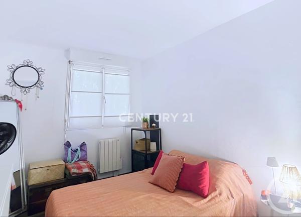 Appartement F2 à vendre  2 pièces - 47,18 m 2   AUBAGNE  - 13