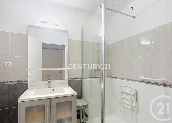 Appartement F2 à vendre  2 pièces - 47,18 m 2   AUBAGNE  - 13