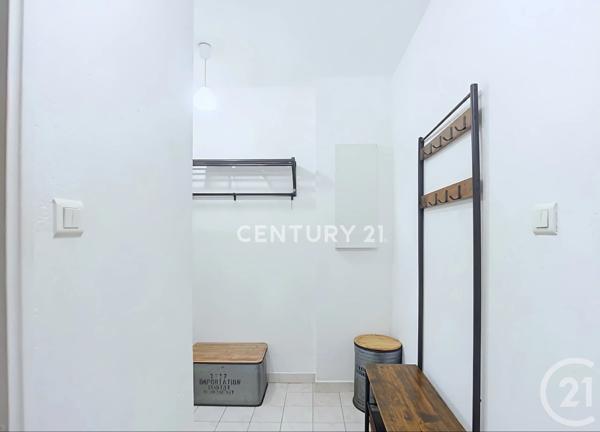 Appartement F2 à vendre  2 pièces - 47,18 m 2   AUBAGNE  - 13