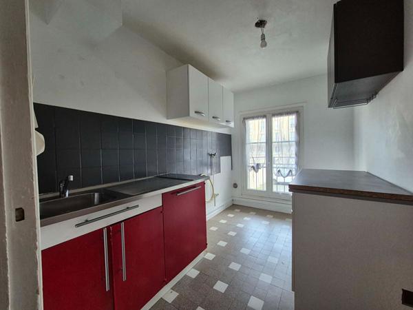 NOUVEAUTE - RUE DE PARIS - NOTRE-DAME