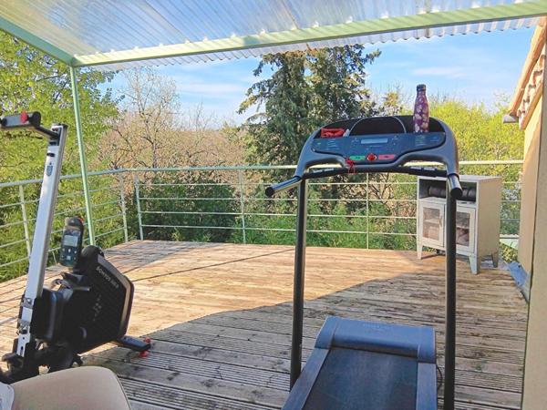 Cahors 46000 maison de 150 m², 3 chambres, grand terrain avec piscine