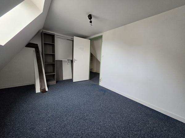 APPARTEMENT 3 CHAMBRES VIEILLE VILLE