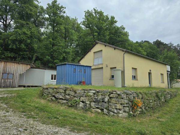Maison d'architecte avec piscine et deux studios loués