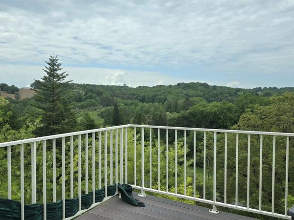 Maison d'architecte avec piscine et deux studios loués