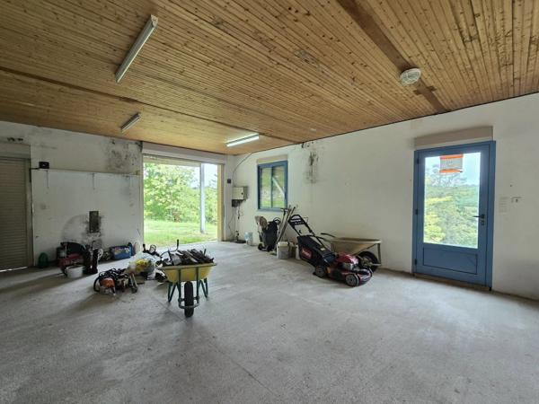 Maison d'architecte avec piscine et deux studios loués