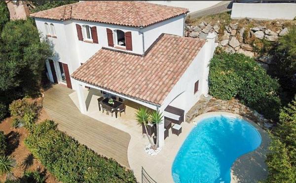 Maison à vendre  5 pièces - 110 m2 CAVALAIRE SUR MER - 83