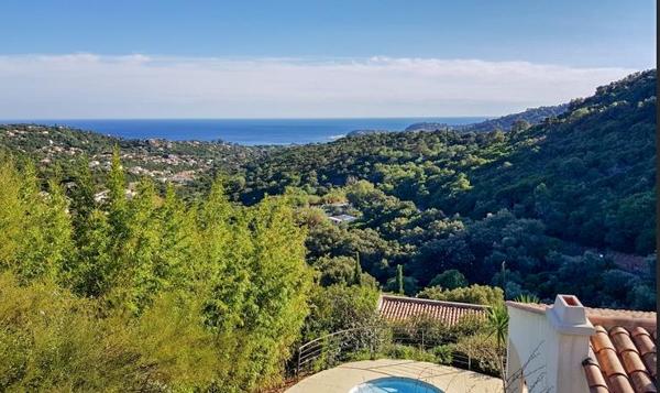 Maison à vendre  5 pièces - 110 m2 CAVALAIRE SUR MER - 83