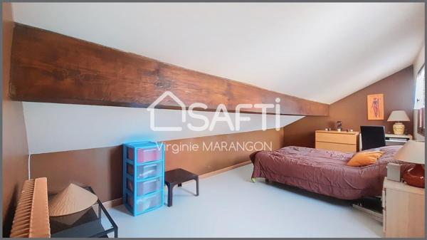 Maison de ville de caractère - Centre ville - Vue sur site Classé