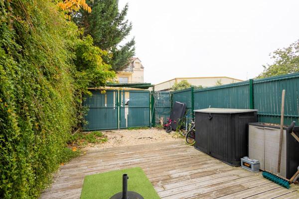 Maison de ville à Limay  5 pièces