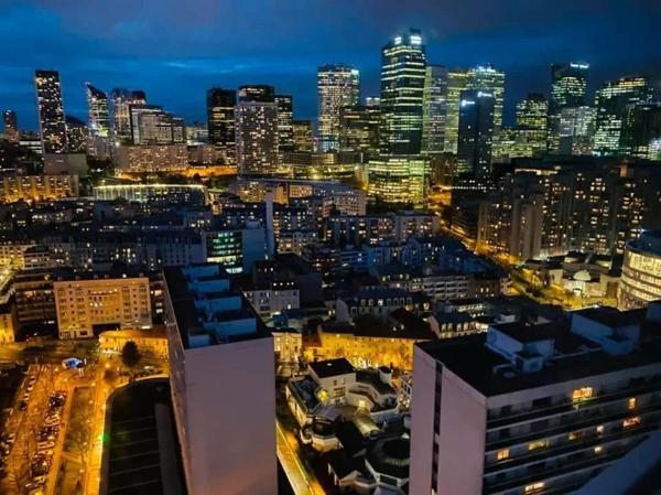 Appartement de standing 140 m² – Triple exposition – Résidence Le France, aux portes de La Défense