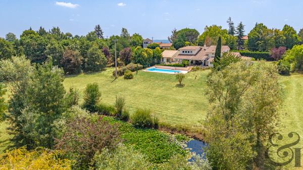 Villa à vendre sur les hauteurs de Villeneuve-sur-Lot