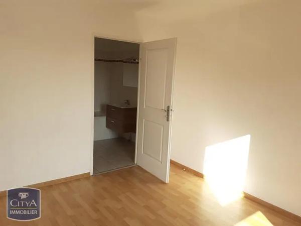 Appartement à louer 2 pièces 46.75m²