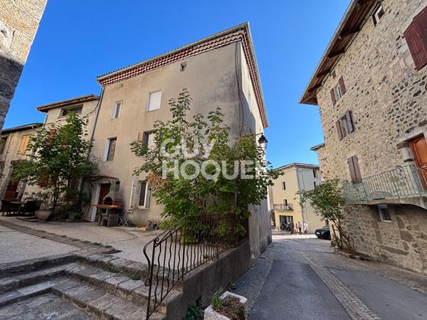 Immeuble de rapport locatif à Thueyts 10 pièce(s) 200 m2