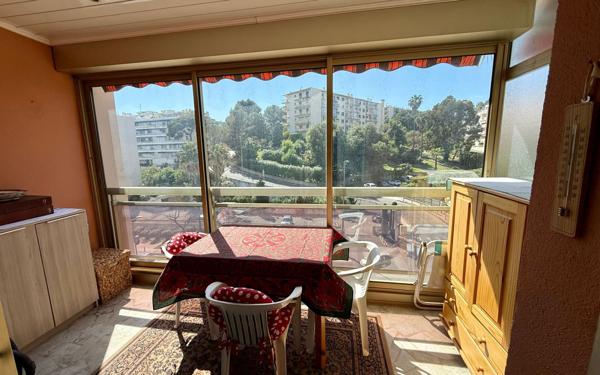 Appartement à vendre    2 pièces • 41 m2 Cannes