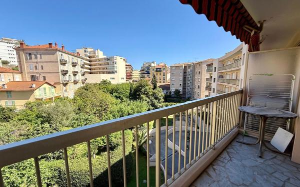 Appartement à vendre    2 pièces • 41 m2 Cannes