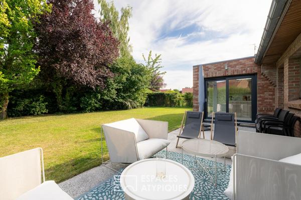 Maison contemporaine aux volumes généreux dans un écrin de calme