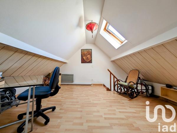 Maison 7 pièces de 190 m² à Les Mureaux (78130)