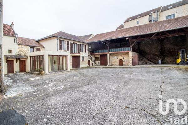 Ferme 10 pièces de 313 m² à Vauréal (95490)