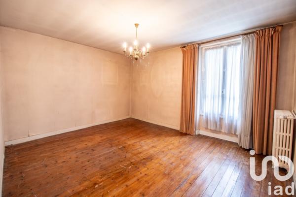 Ferme 10 pièces de 313 m² à Vauréal (95490)