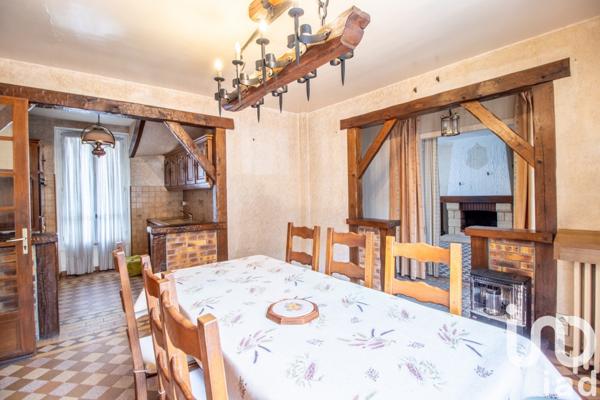 Ferme 10 pièces de 313 m² à Vauréal (95490)