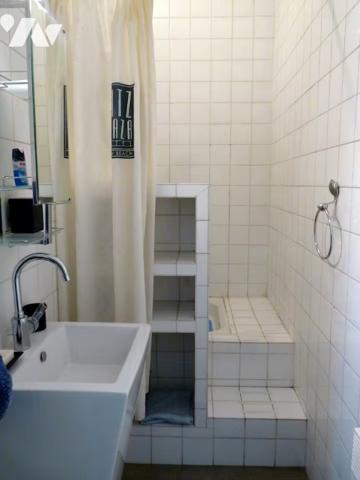 Appartement de 4 pièces au 3ᵉ étage avec ascenseur, en annexes: cave et grenier.