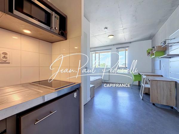 Appartement T1 de 20 m² - Spécial investissement locatif- Lyon 2 Confluence - Bail commercial LMNP géré -  Rentabilité 6,5 %  DPE B