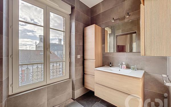 Appartement à louer    2 pièces • 42,39 m2 Maisons-Alfort