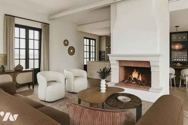 CARQUEFOU, Monceaux. Maison de 158 m² sur un parc de 2064 m² avec piscine. Libre à la vente.