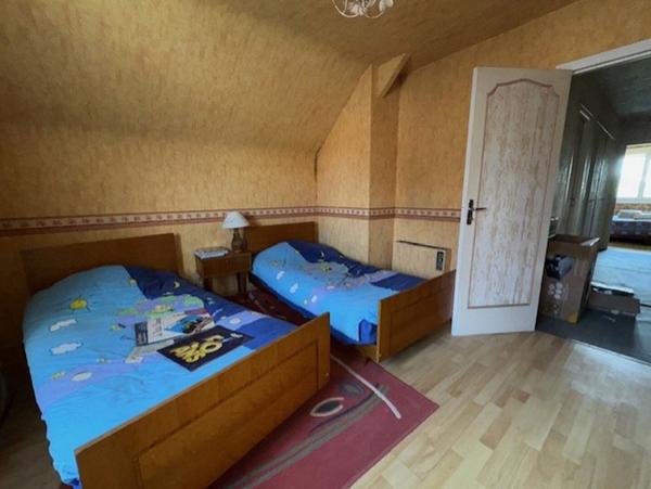 Maison Gourgancon 8 pièce(s) 140 m2