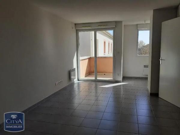 Appartement à louer 2 pièces 41.88m² Marguerittes (30320)