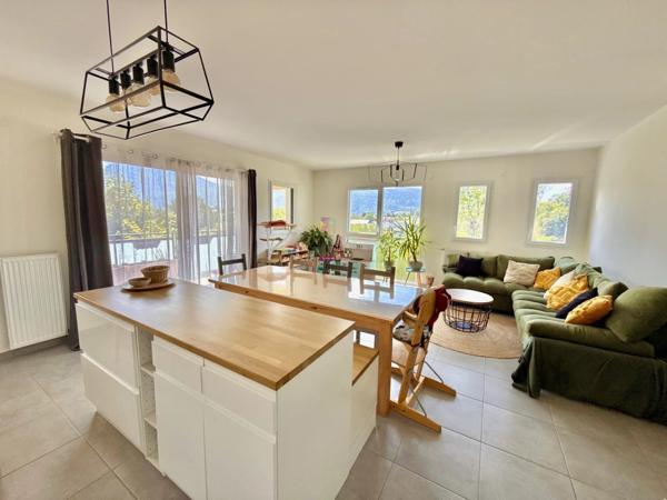 🌄 Appartement contemporain avec terrasse vue montagnes – Saint-Jeoire-Prieuré