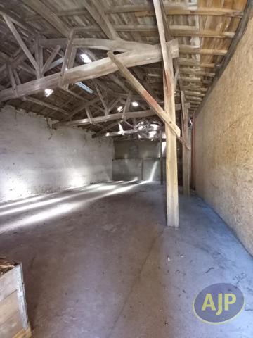 Location parking Gaillan En Medoc : 490 € - AJP Lesparre Immobilier