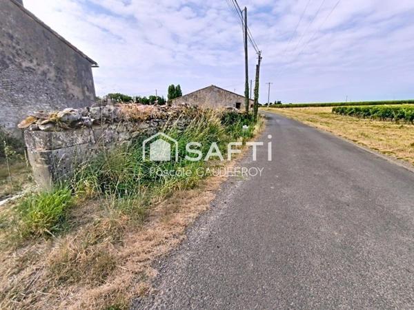 CORPS DE FERME A RENOVER EN TOTALITE