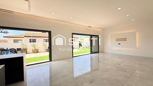 RIVESALTES, VILLA 3 FACES DE 140M2, GARAGE, JARDIN ET PISCINE