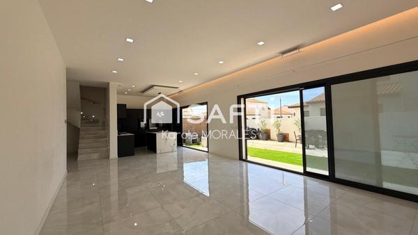 RIVESALTES, VILLA 3 FACES DE 140M2, GARAGE, JARDIN ET PISCINE