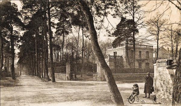 Maison à vendre 10 pièces BEAUCHAMP (95)