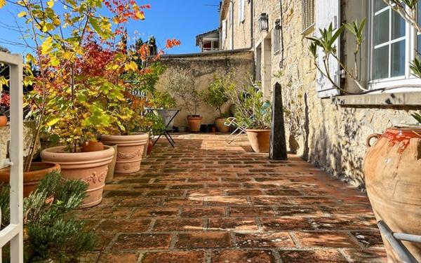 Maison à vendre    4 pièces •  Lectoure